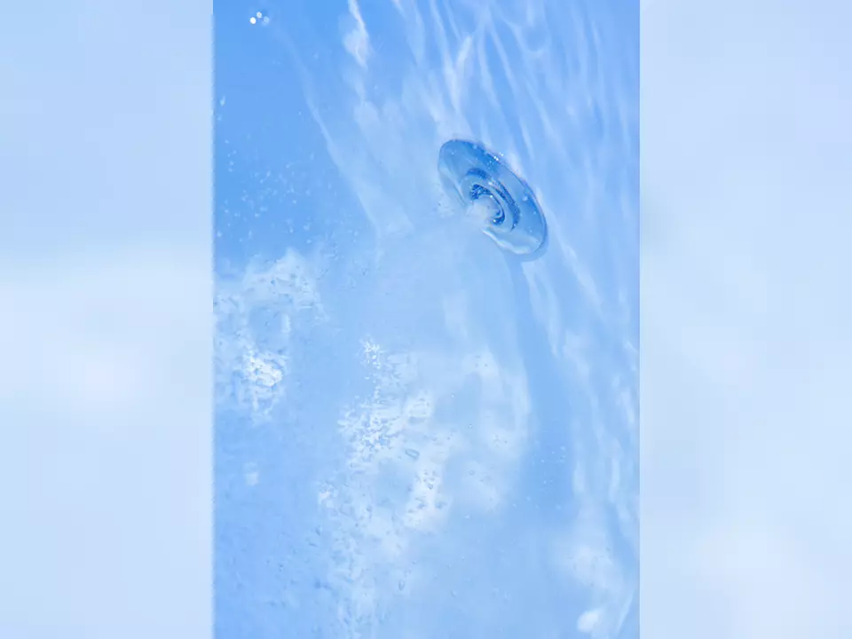 Whirlpool 140cm Eck-Badewanne PRO.A1903