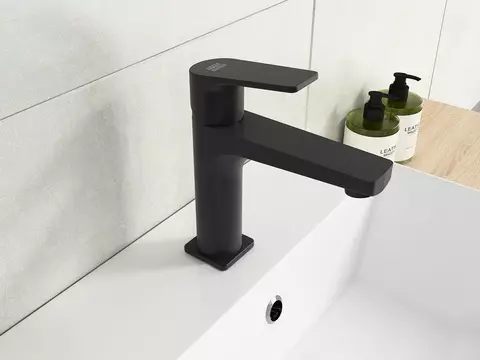 Aqua Bagno ZERO EHM, ohne Ablaufgarnitur, 3/8" Flex...