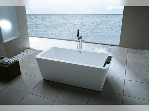 Freistehende Design Wanne aus Acryl NA05