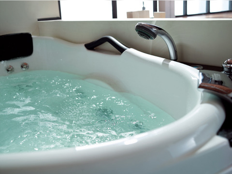 Whirlpool 175cm Eck-Badewanne BARCELONA.DIGI Classic+