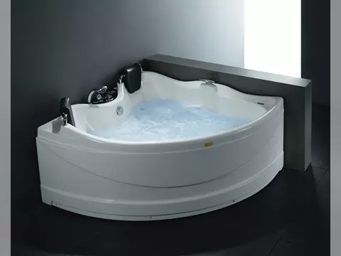 Whirlpool 165cm Eck-Badewanne HAMBURGXL.LED Comfort