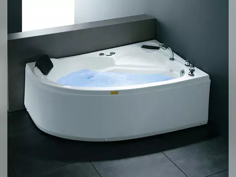 Whirlpool 150cm Raumspar-Badewanne DORTMUND Comfort